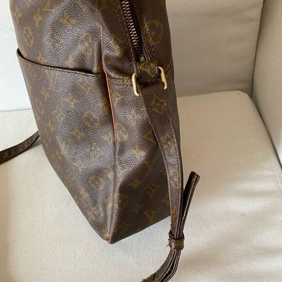 Louis Vuitton Brown Monogram Crossbody Bag - Picture 3 of 8